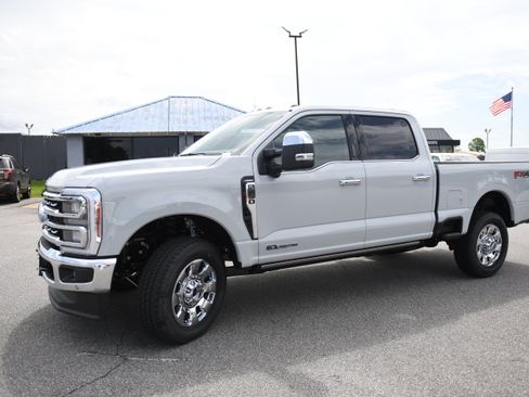 New 2026 Ford F250 Lariat w/ Lariat Premium Package AWD/4WD image 5