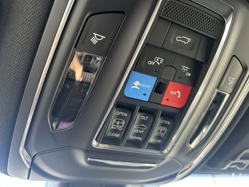 New 2025 Jeep Grand Cherokee L Limited image 25