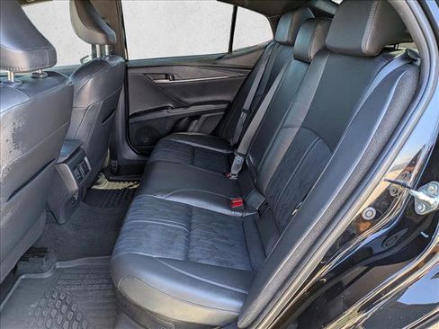 Used 2025 Toyota Camry XSE FWD image 20