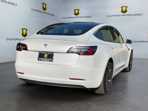 Used 2019 Tesla Model 3 Mid Range image 5