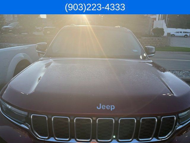Used 2021 Jeep Grand Cherokee L Limited AWD/4WD image 12