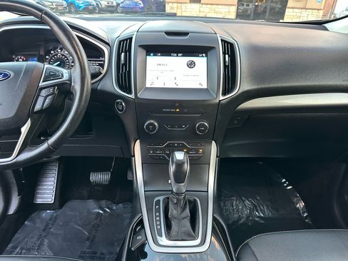 Used 2017 Ford Edge SEL w/ Equipment Group 201A image 41