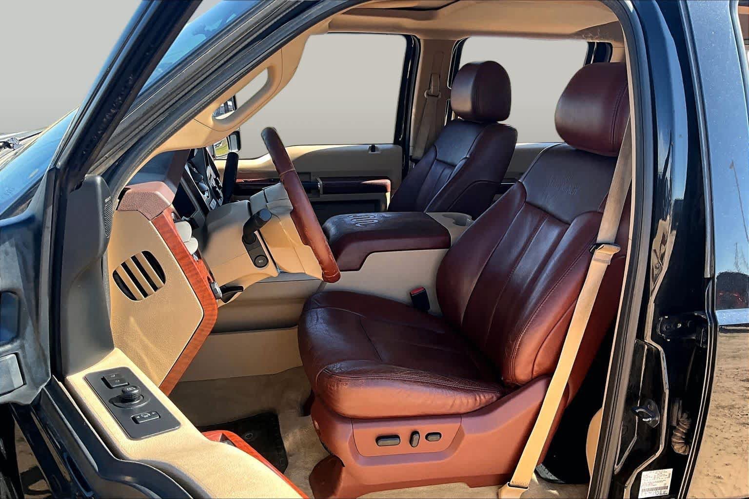 Used 2013 Ford F250 King Ranch w/ FX4 Off Road Pkg AWD/4WD image 7