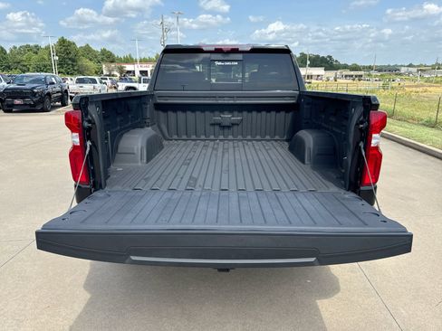 Used 2025 Chevrolet Silverado 1500 LTZ w/ Technology Package AWD/4WD image 24