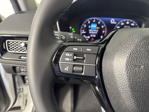 Certified 2024 Honda Civic Touring image 29