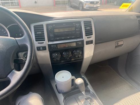 Used 2007 Toyota 4Runner SR5 RWD image 15