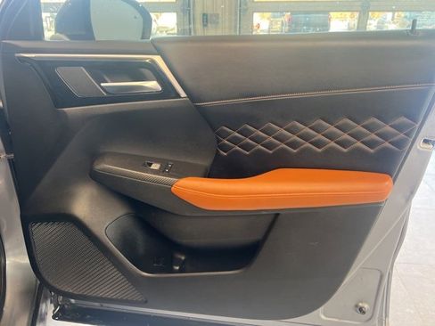 Used 2022 Mitsubishi Outlander SEL image 9