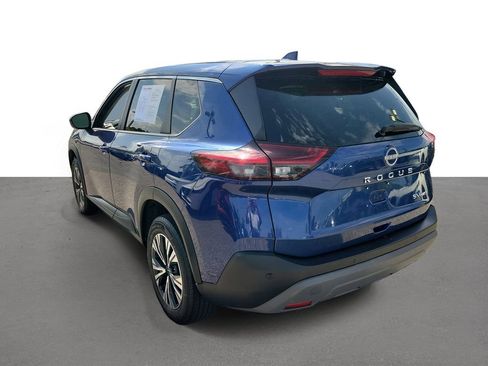 Used 2023 Nissan Rogue SV FWD image 4