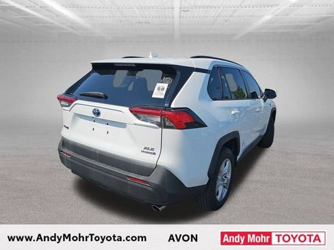 Used 2021 Toyota RAV4 XLE w/ Convenience Package AWD/4WD image 7