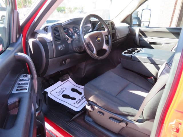 Used 2013 Chevrolet Silverado 2500 LT AWD/4WD image 24