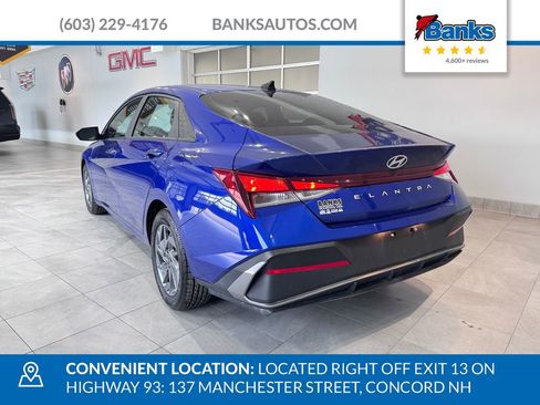 Used 2024 Hyundai Elantra SEL image 5