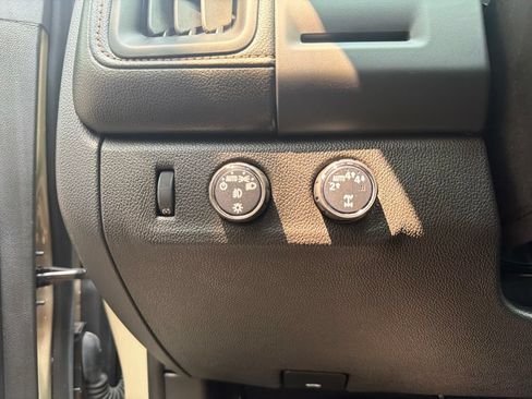 Used 2022 GMC Canyon AT4 AWD/4WD image 22