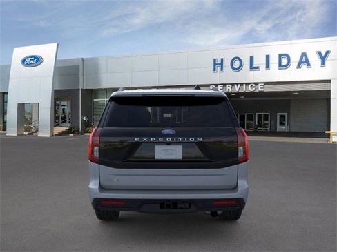 New 2026 Ford Expedition Active image 5