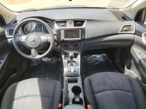 Used 2019 Nissan Sentra SV FWD image 34