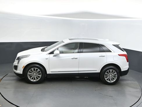 Used 2018 Cadillac XT5 Luxury image 31