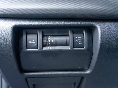 Used 2025 Subaru Forester Sport image 17