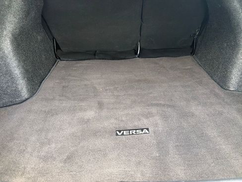 Used 2020 Nissan Versa SV FWD image 10