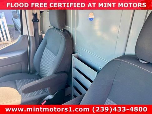 Used 2023 Ford Transit 250 Low Roof AWD image 25