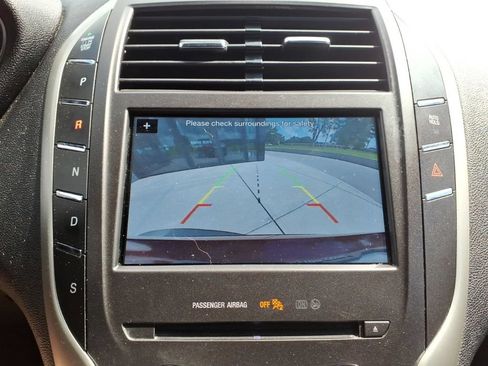 Used 2017 Lincoln MKC Reserve w/ Lincoln MKC Climate Package AWD/4WD image 21