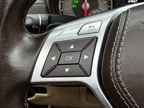 Used 2015 Mercedes-Benz SL 550 image 41