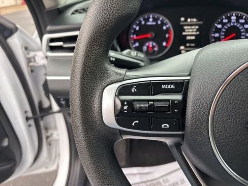 Used 2021 Kia K5 LXS image 17