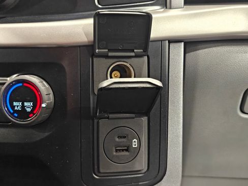 Used 2023 Ford F150 XLT AWD/4WD image 56