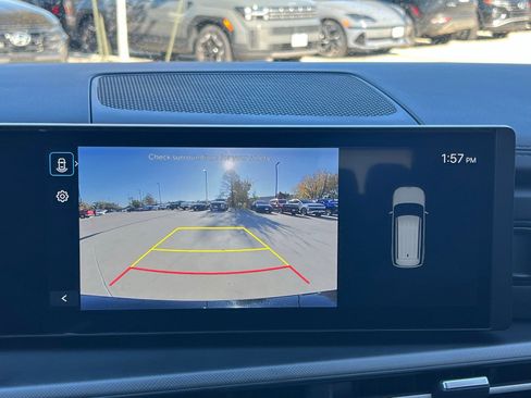 Certified 2025 Hyundai Santa Fe SE image 34