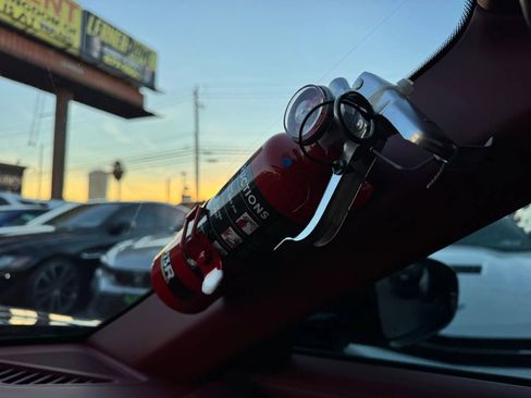 Used 2022 Porsche 911 Turbo S w/ 911 Turbo Sportdesign Package image 29