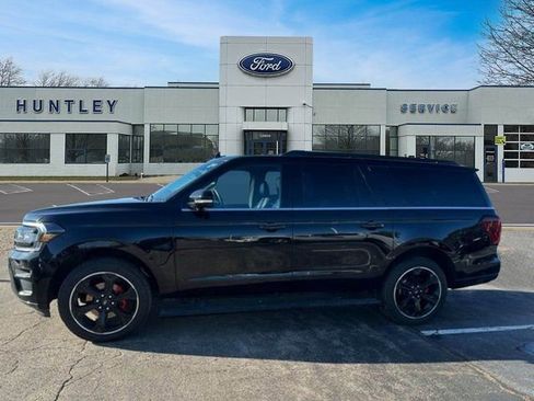 Used 2022 Ford Expedition Max Limited image 7