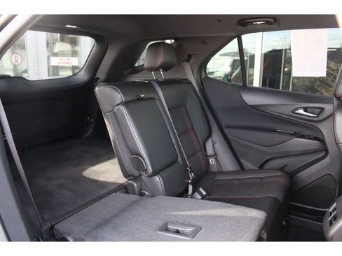 Used 2023 Chevrolet Equinox RS image 26