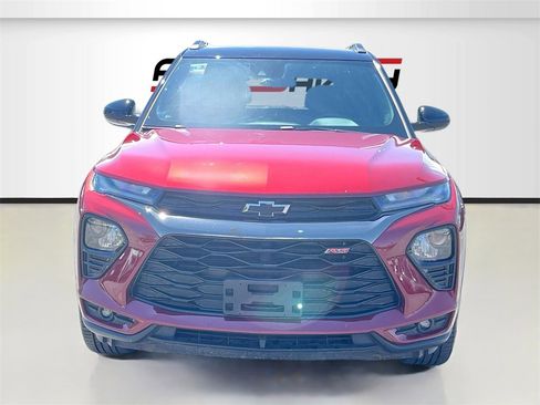 Used 2023 Chevrolet TrailBlazer RS image 2