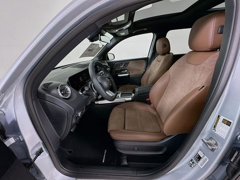 New 2026 Mercedes-Benz GLB 250 image 21