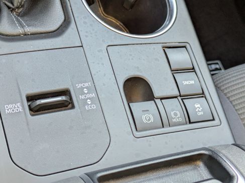 Certified 2023 Toyota Highlander LE image 20