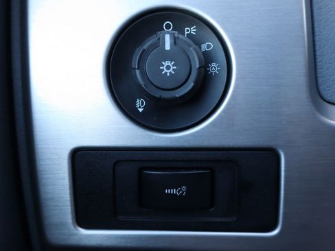 Used 2012 Ford F150 Platinum image 29