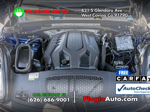 Used 2023 Porsche Macan AWD/4WD image 15