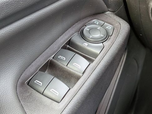 Used 2021 Chevrolet Equinox Premier image 30