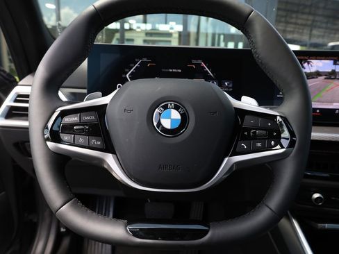 Used 2026 BMW 330i xDrive Sedan AWD/4WD image 36