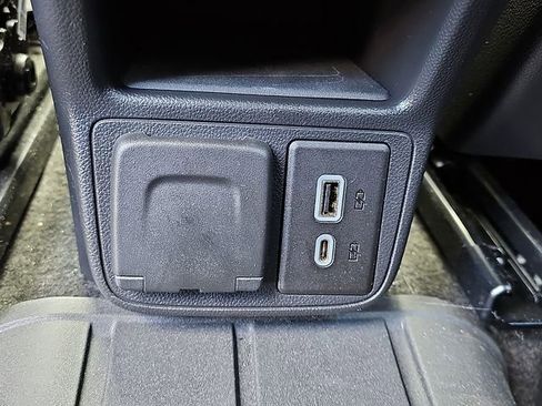 Used 2022 Buick Encore GX Essence w/ Advanced Technology Package AWD/4WD image 12