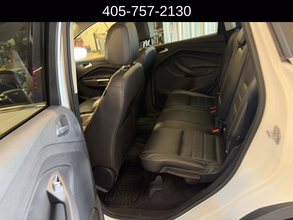 Used 2016 Ford Escape SE w/ SE Leather Comfort Package FWD image 7