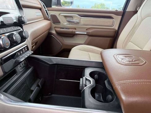 Used 2021 RAM 1500 Laramie AWD/4WD image 32