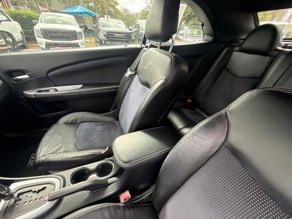 Used 2011 Chrysler 200 S FWD image 14