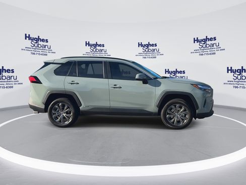 Used 2023 Toyota RAV4 XLE Premium image 12