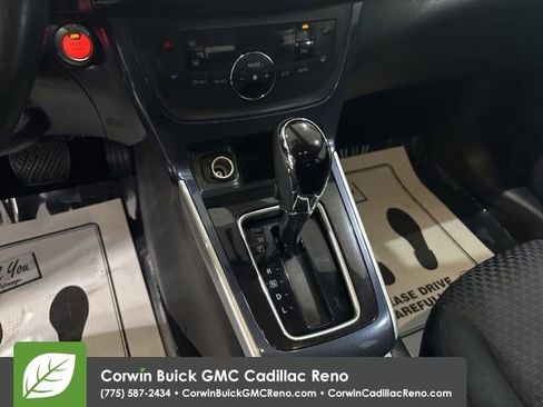 Used 2019 Nissan Sentra SR image 14