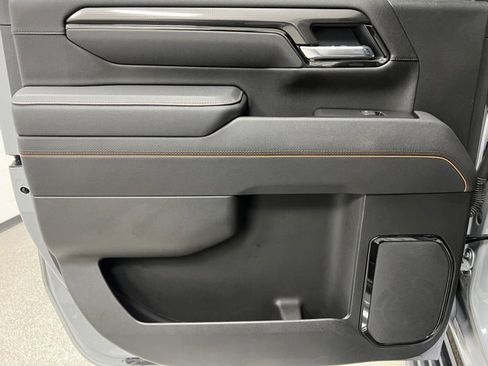 Used 2025 GMC Sierra 3500 AT4 w/ AT4 Premium Plus Package image 49