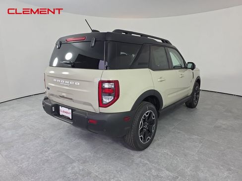 New 2025 Ford Bronco Sport Outer Banks w/ Outer Banks Tech Package+ image 6