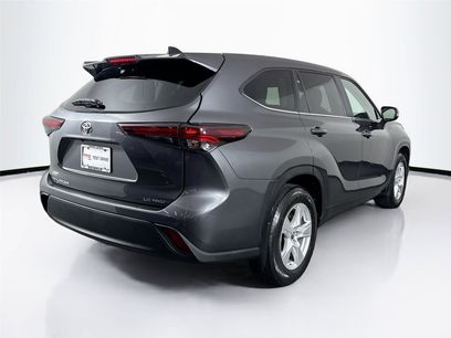 Certified 2024 Toyota Highlander LE