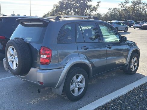 Used 2004 Toyota RAV4 Base image 7