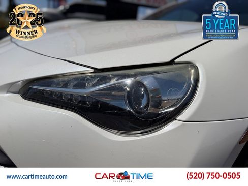 Used 2019 Toyota 86 RWD image 6