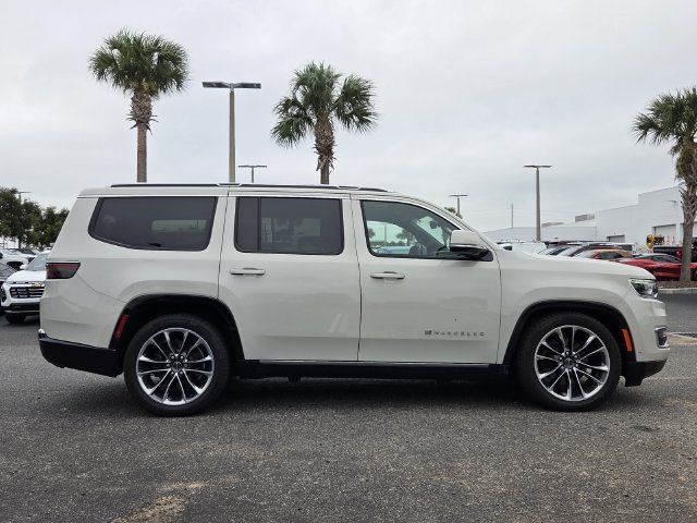 Used 2022 Jeep Wagoneer Series III w/ Premium Group I AWD/4WD image 7