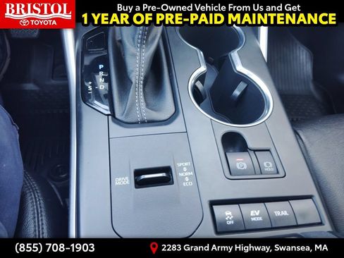 Used 2022 Toyota Highlander XLE AWD/4WD image 30